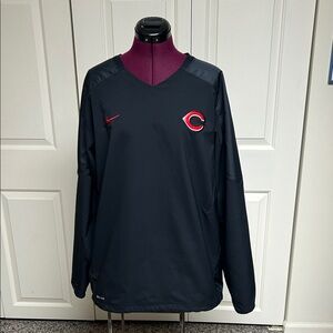 Nike Dri-FIT Cincinnati Reds Pullover Shirt - 
Size L